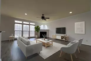 3925 Beeker Mill Pl, Chantilly, VA 20151 - Photo 4