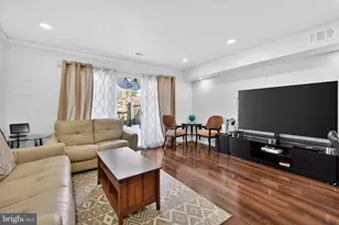 8526 Forrester Blvd, Springfield, VA 22152 - Photo 12