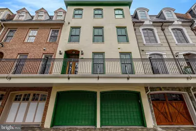 229 Locust Street SE #3, Vienna, VA 22180 - Photo 2