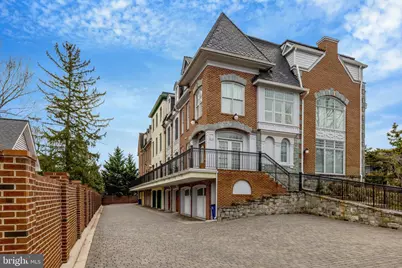 229 Locust Street SE #3, Vienna, VA 22180 - Photo 56