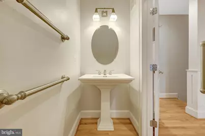 229 Locust Street SE #3, Vienna, VA 22180 - Photo 10