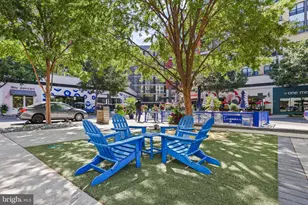 7746 New Providence Dr, Falls Church, VA 22042 - Photo 48