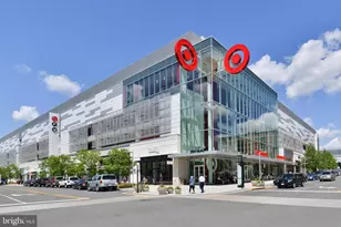 7746 New Providence Dr, Falls Church, VA 22042 - Photo 44