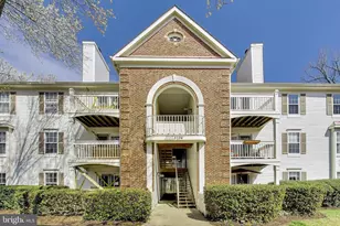 5704 Olde Mill Ct, Alexandria, VA 22309 - Photo 4