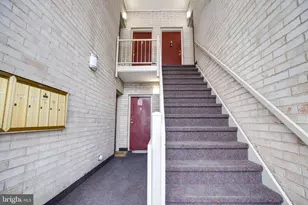 4357 Americana Dr, Annandale, VA 22003 - Photo 4