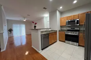 5107 Travis Edward Way, Centreville, VA 20120 - Photo 6