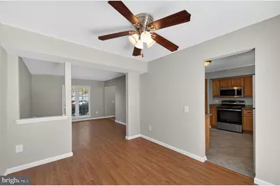 5808 Bunker Woods Lane, Burke, VA 22015 - Photo 6