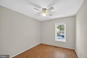 5808 Bunker Woods Ln, Burke, VA 22015 - Photo 20