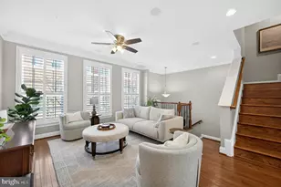 2141 Red Vine Dr, Vienna, VA 22182 - Photo 6