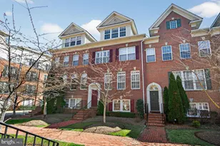 2141 Red Vine Dr, Vienna, VA 22182 - Photo 2