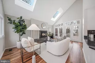 12021 Walnut Br Rd, Reston, VA 20194 - Photo 28