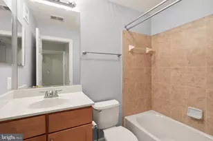 13656 Salk St, Herndon, VA 20171 - Photo 24