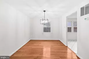 3051 Silent Valley Dr, Fairfax, VA 22031 - Photo 6