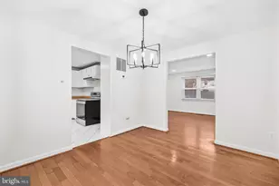 3051 Silent Valley Dr, Fairfax, VA 22031 - Photo 8