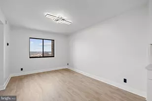 5901 Mt Eagle Dr, Alexandria, VA 22303 - Photo 28