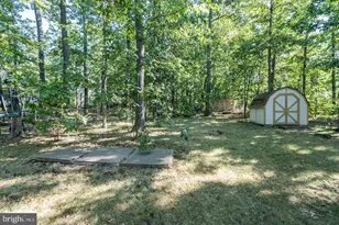 1404 Bayshire Ln, Herndon, VA 20170 - Photo 28