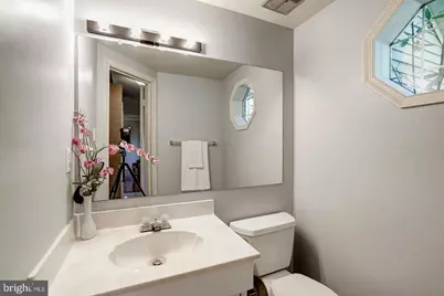 1404 Bayshire Lane, Herndon, VA 20170 - Photo 14