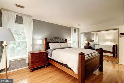 1404 Bayshire Lane, Herndon, VA 20170 - Photo 16