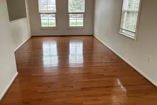 [Address not provided], Oakton, VA 22124 - Photo 2