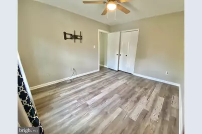 10323 Hampshire Green Avenue, Fairfax, VA 22032 - Photo 18