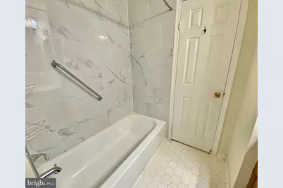 10323 Hampshire Green Avenue, Fairfax, VA 22032 - Photo 24