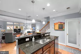 5623 Harrington Falls Ln, Alexandria, VA 22312 - Photo 16