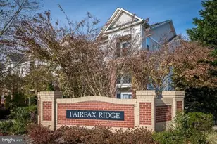 11350 Aristotle Dr, Fairfax, VA 22030 - Photo 12