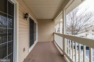 10195 Ashbrooke Ct, Oakton, VA 22124 - Photo 6