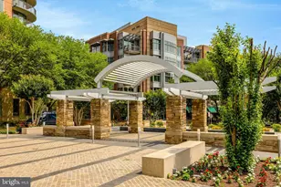 8220 Crestwood Heights Dr, McLean, VA 22102 - Photo 54