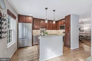 6050 Heatherwood Dr, Alexandria, VA 22310 - Photo 28