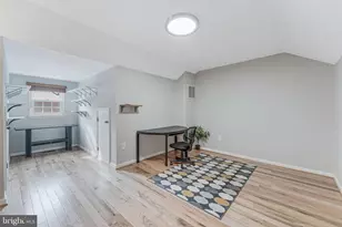 6050 Heatherwood Dr, Alexandria, VA 22310 - Photo 54