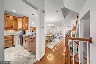 12027 Edgemere Cir, Reston, VA 20190 - Photo 20