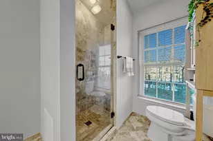 12027 Edgemere Cir, Reston, VA 20190 - Photo 22