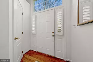 12027 Edgemere Cir, Reston, VA 20190 - Photo 4