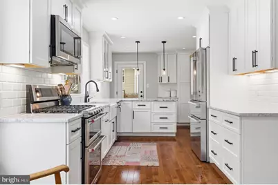 14939 Jaslow Street, Centreville, VA 20120 - Photo 10
