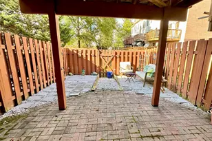 3006 Heritage Springs Ct, Alexandria, VA 22306 - Photo 18