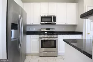 2651 Park Tower Dr, Vienna, VA 22180 - Photo 4