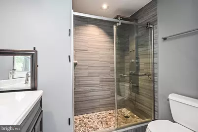 1415 Cottage Street SW, Vienna, VA 22180 - Photo 52