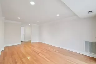 2037 Royal Fern Ct, Reston, VA 20191 - Photo 8