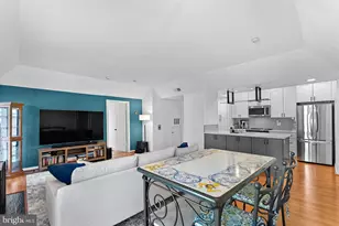 3916 Penderview Dr, Fairfax, VA 22033 - Photo 10