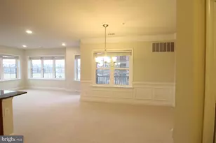 9521 Bastille St, Fairfax, VA 22031 - Photo 4