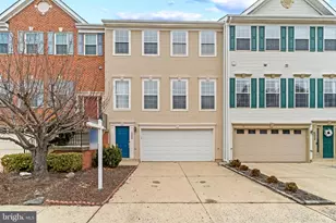 13258 Maple Creek Ln, Centreville, VA 20120 - Photo 2