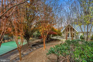 9324 Georgetown Pike, Great Falls, VA 22066 - Photo 32