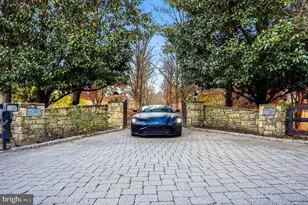 9324 Georgetown Pike, Great Falls, VA 22066 - Photo 40