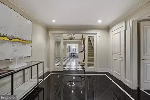 9324 Georgetown Pike, Great Falls, VA 22066 - Photo 16