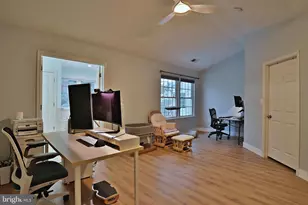 4219 Upper Park Dr, Fairfax, VA 22030 - Photo 14