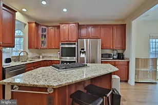 4219 Upper Park Dr, Fairfax, VA 22030 - Photo 8