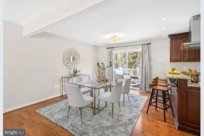 3005 Robin Ridge Court, Fairfax, VA 22031 - Photo 6