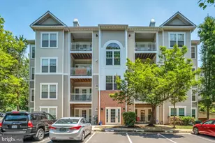 1516 North Point Dr, Reston, VA 20194 - Photo 1