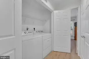 1516 North Point Dr, Reston, VA 20194 - Photo 16